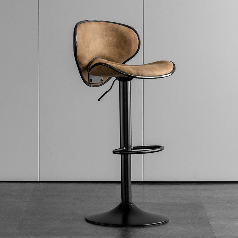 Magnus Chair