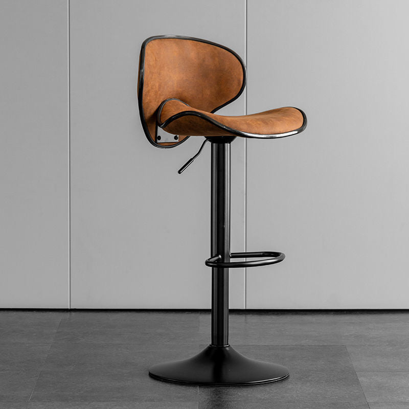 Magnus Chair
